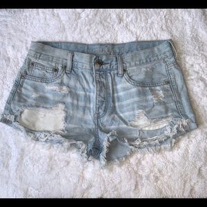 AE American Eagle Button Fly shorts Distressed Light Wash Size 6